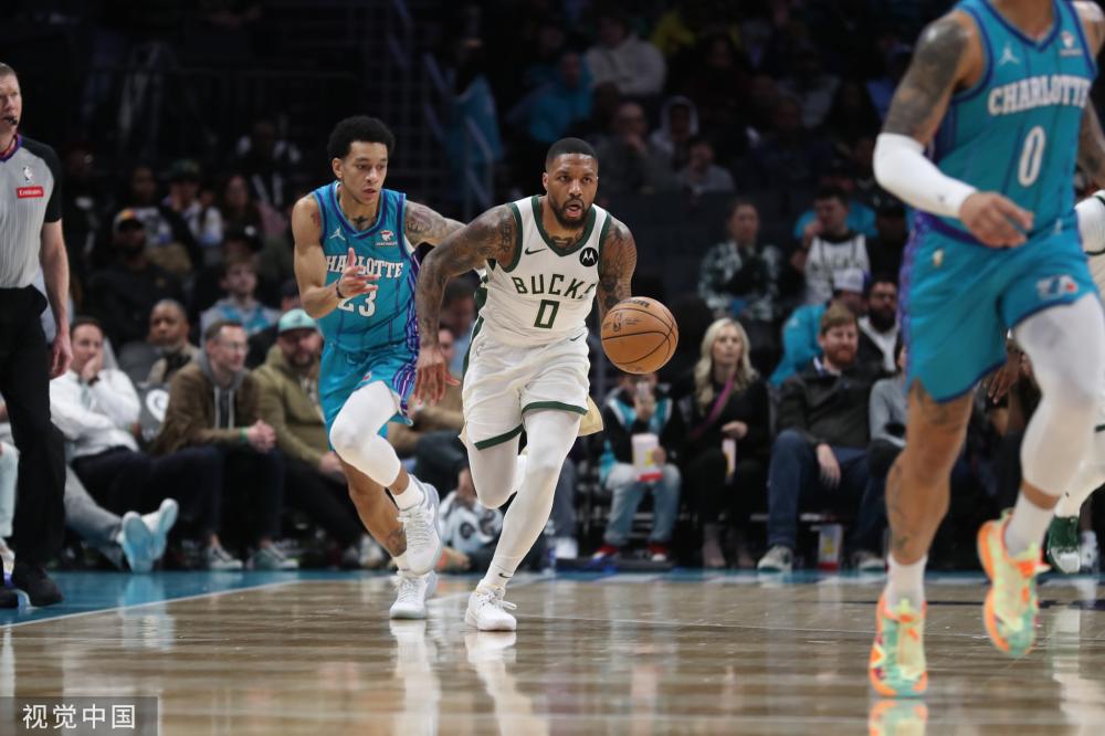 踢球风格不 踢球风格不