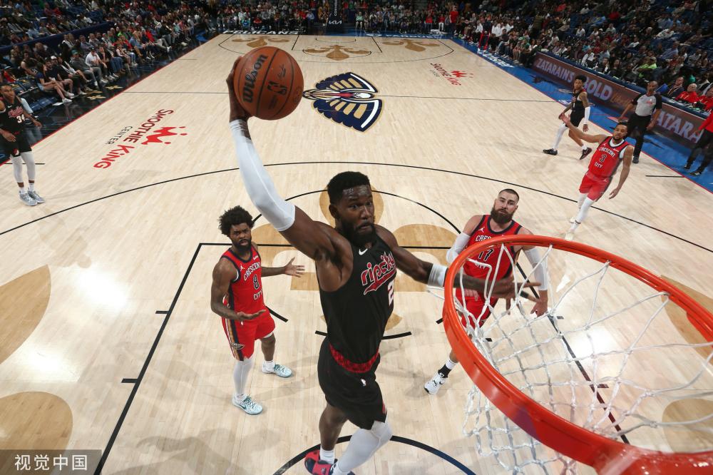 交锋中不落 交锋中不落